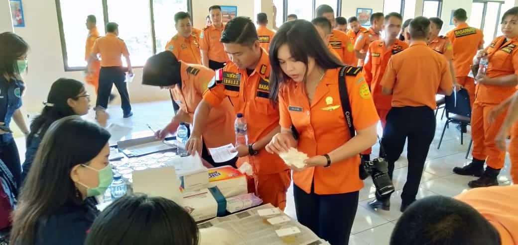 Tes Urine Kepada Pegawai BASARNAS Provinsi Sulawesi Utara