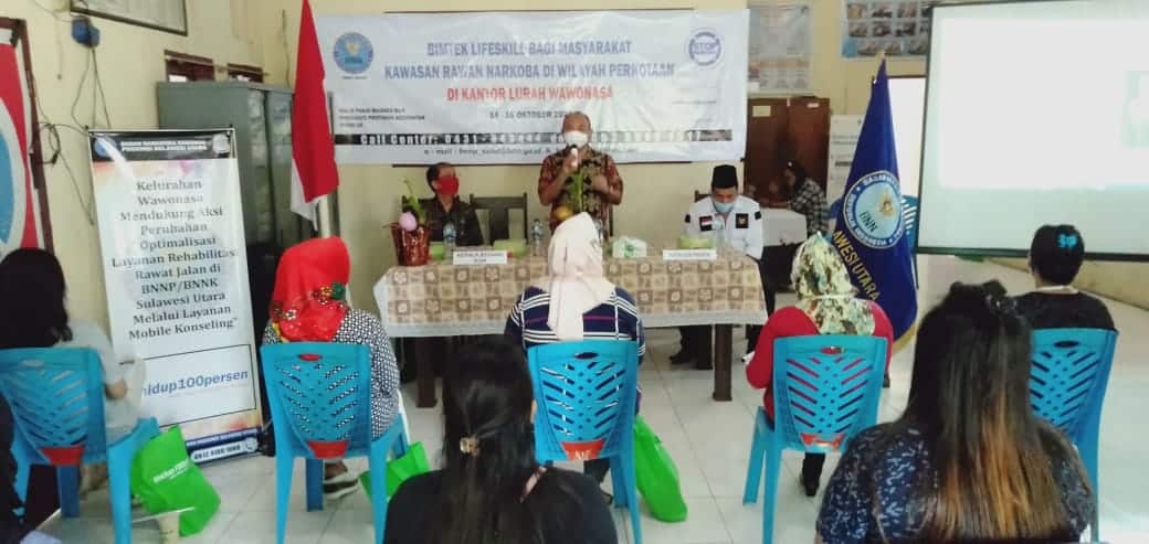 BNNP Sulut Gelar Bimtek Lifeskill di Kelurahan Wawonasa BNNP Sulut Gelar Bimtek Lifeskill di Kelurahan Wawonasa