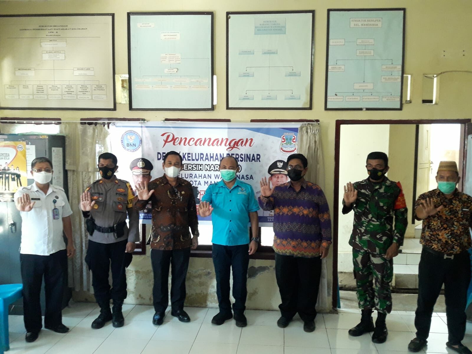BNNP Sulut Canangkan Wawonasa Sebagai Kelurahan ‘Bersinar’ BNNP Sulut Canangkan Wawonasa Sebagai Kelurahan ‘Bersinar’
