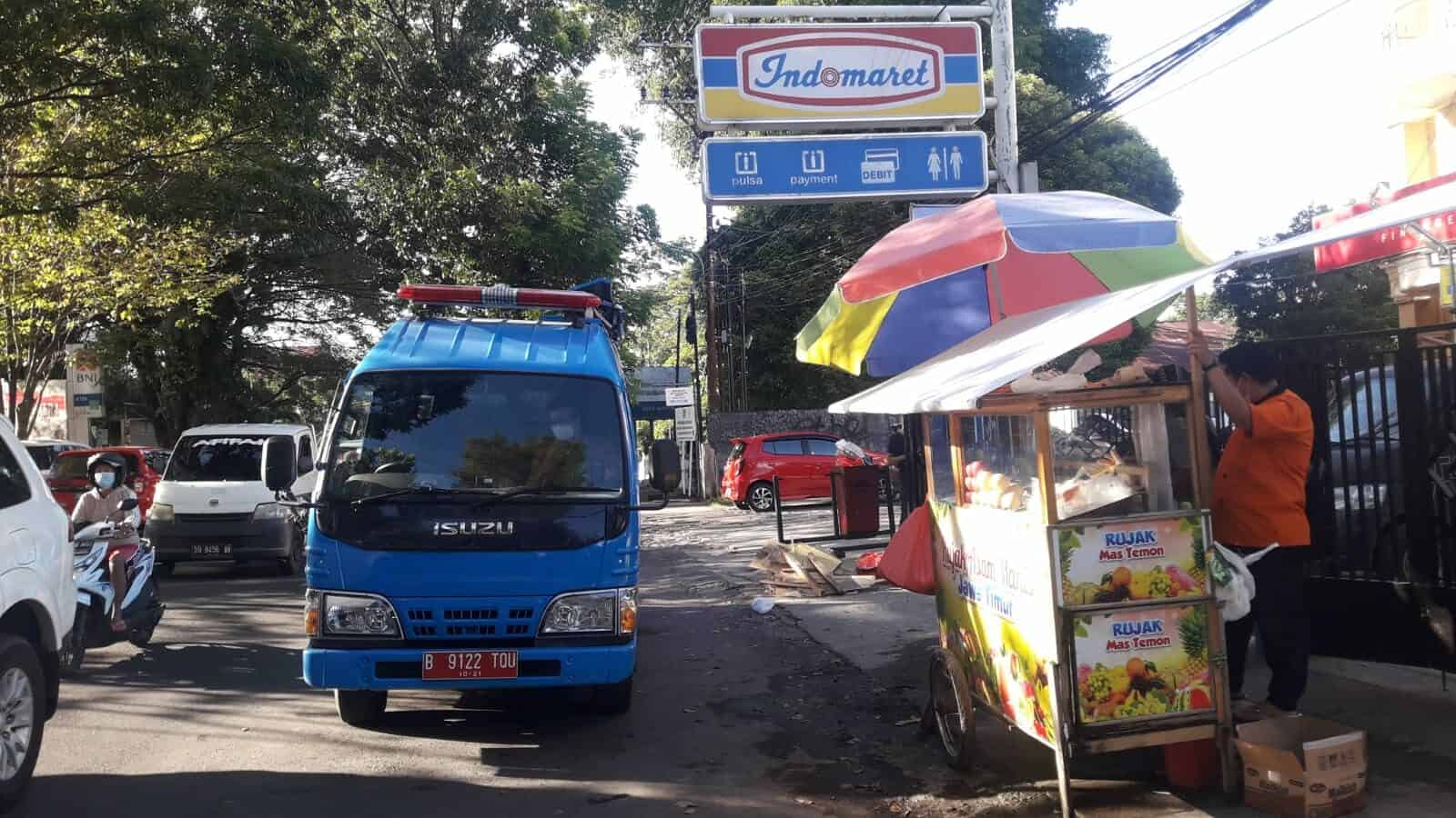 Komunikasi Informasi dan Edukasi P4GN Menggunakan Mobil Biru P2M BNNP Sulut Konsep Otomatis