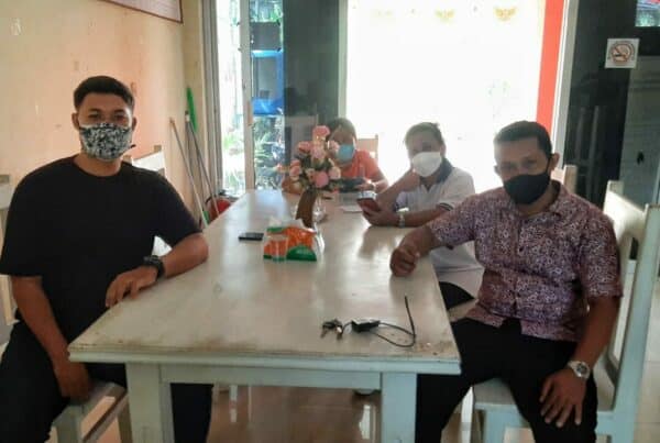 Kegiatan koordinasi dengan ketua lingkungan baru di Kel.Kombos Timur